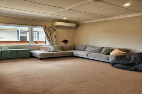 Photo of property in 1/6 Burnside Street, Waterloo, Lower Hutt, 5011