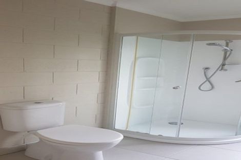 Photo of property in 52 Maungaraki Road, Korokoro, Lower Hutt, 5012