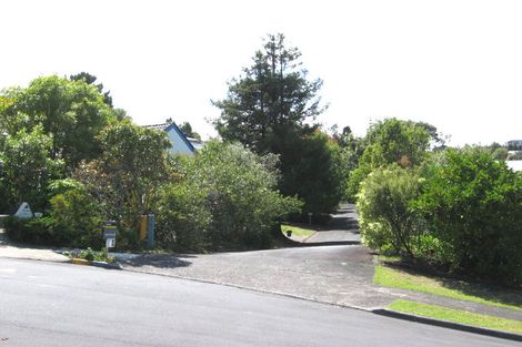Photo of property in 5 Branston Avenue, Browns Bay, Auckland, 0630