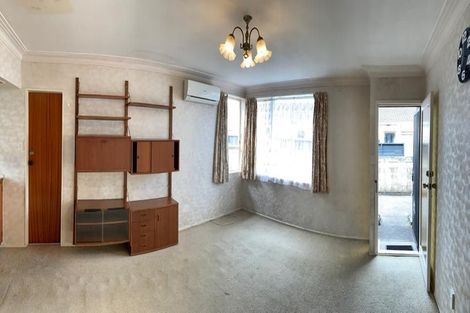 Photo of property in 2/126 Astley Avenue, New Lynn, Auckland, 0600