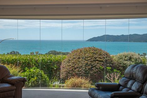 Photo of property in 11 Oden Hill, Coopers Beach, 0420