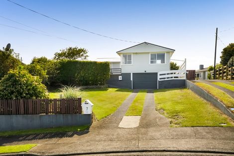 Photo of property in 7 Hulke Crescent, Bell Block, New Plymouth, 4312