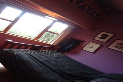 Photo of property in 57 Hawkhurst Road, Lyttelton, 8082