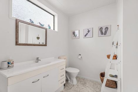 Photo of property in 1 Manaia Road, Tairua, 3508