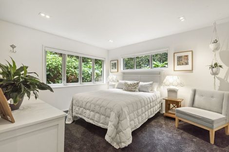 Photo of property in 32a Palmerston Road, Birkenhead, Auckland, 0626