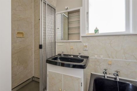 Photo of property in 21 Meadowvale Drive, Levin, 5510