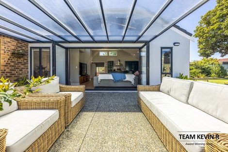 Photo of property in 15 Glen Avenue, Papatoetoe, Auckland, 2025