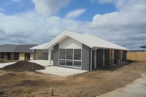 Photo of property in 5 Teaview Court, Huntington, Hamilton, 3210