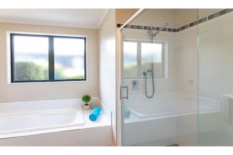 Photo of property in 4 Ryton Place, Lake Coleridge, 7572