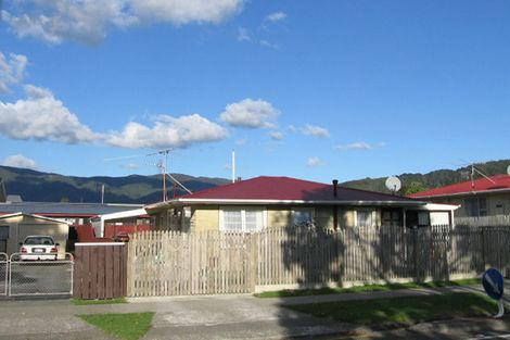 Photo of property in 38 Parkway, Wainuiomata, Lower Hutt, 5014