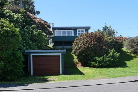 Photo of property in 5 Allen Road, Raumati Beach, Paraparaumu, 5032