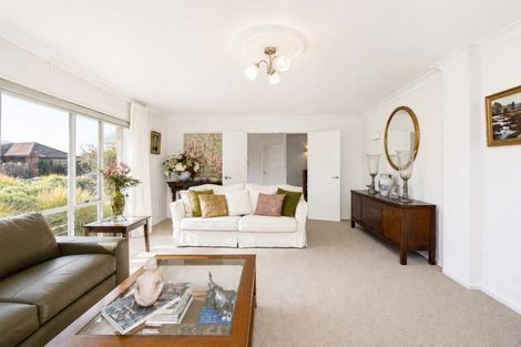 Photo of property in 2 Fern Grove, Taradale, Napier, 4112