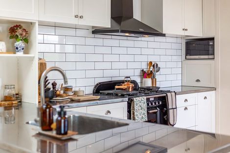 Photo of property in 13 Firth Terrace, Karori, Wellington, 6012