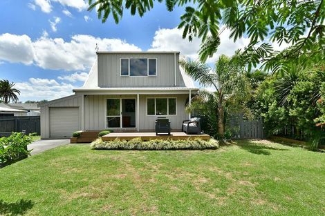Photo of property in 53 Springs Road, Parakai, 0830