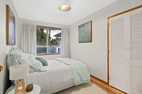 Photo of property in 49 Cron Avenue, Te Atatu South, Auckland, 0610