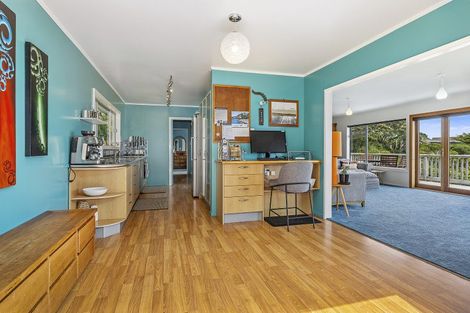 Photo of property in 3a Roys Road, Plimmerton, Porirua, 5026