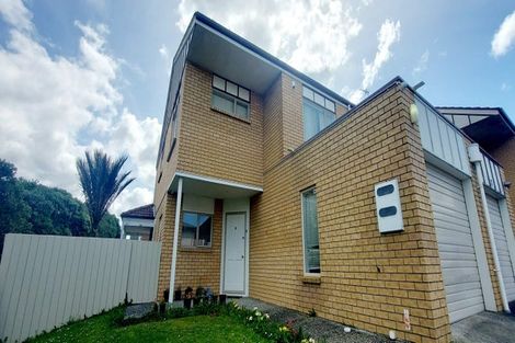 Photo of property in 1/17 Charlenne Close, Ranui, Auckland, 0612