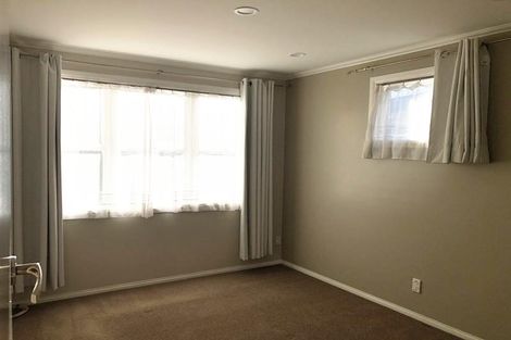 Photo of property in 1 Viola Place, Papakura, 2110