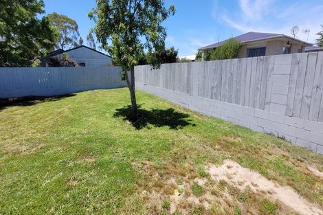 Photo of property in 3a Kouma Place, Fairy Springs, Rotorua, 3015