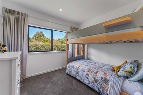Photo of property in 40 Lacebark Drive, Kinloch, Taupo, 3377