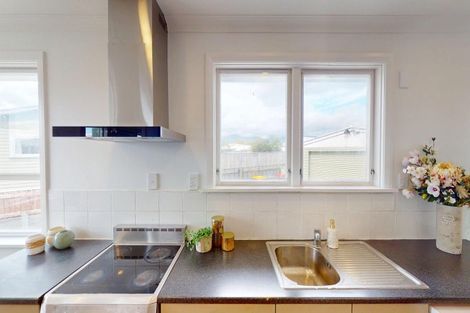 Photo of property in 4 Ross Street, Levin, 5510