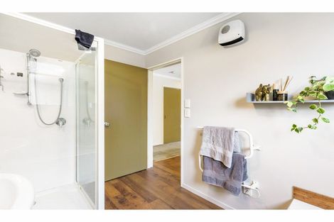 Photo of property in 24 Whitby Street, Clyde, 9330