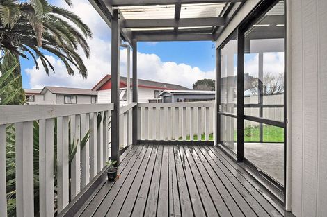 Photo of property in 3/8 Martha Lane, Weymouth, Auckland, 2103