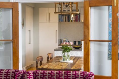 Photo of property in 27 Rhodes Street, Carterton, 5713