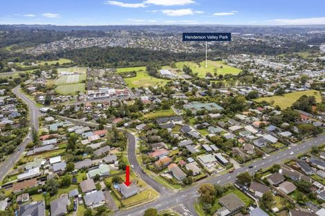 Photo of property in 21 Parrs Cross Road, Henderson, Auckland, 0612