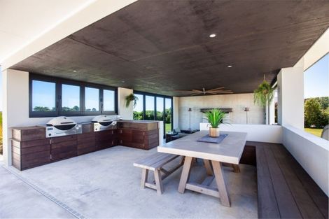 Photo of property in 866 Otaraoa Road, Tikorangi, Waitara, 4383