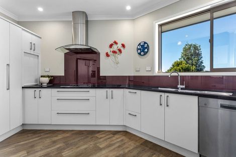 Photo of property in 75 Aerodrome Road, Thornton, Whakatane, 3191