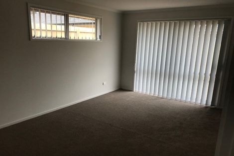 Photo of property in 15 Perla Road, Pukekohe, 2120