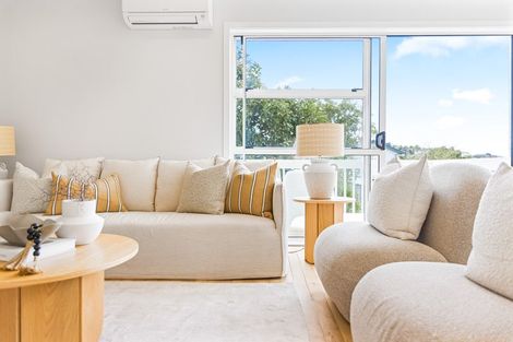 Photo of property in 35 Mcdowell Crescent, Hillcrest, Auckland, 0627