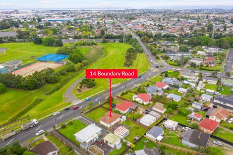 Photo of property in 14 Boundary Road, Clover Park, Auckland, 2019