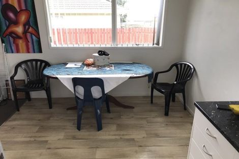 Photo of property in 108 Finlayson Avenue, Clendon Park, Auckland, 2103