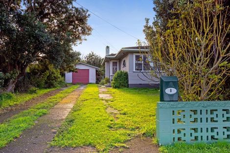 Photo of property in 8 Elizabeth Street, Patea, 4520
