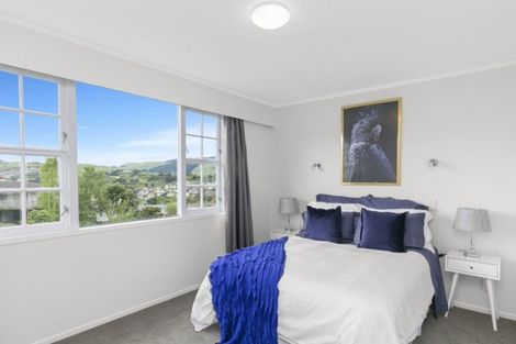 Photo of property in 25 Oriel Avenue, Tawa, Wellington, 5028