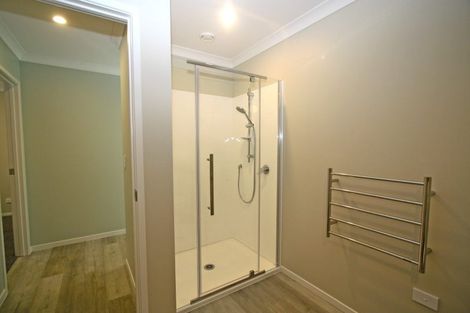 Photo of property in 21a Awanui Street, Merrilands, New Plymouth, 4312