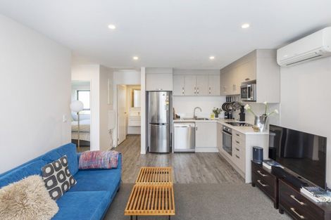 Photo of property in 80h Shakespeare Road, Waltham, Christchurch, 8023