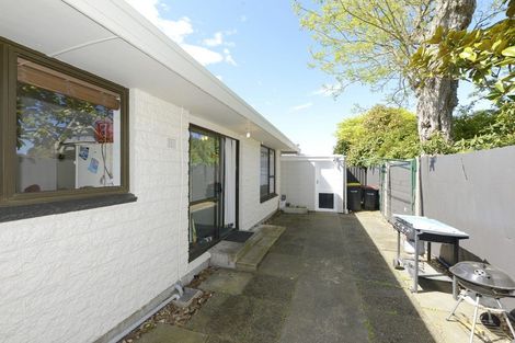 Photo of property in 1/48 Jeffreys Road, Fendalton, Christchurch, 8052