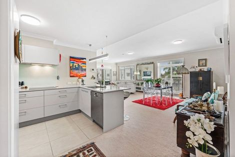 Photo of property in 73 Parkside Drive, Orewa, 0931