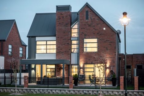 Photo of property in 5 Garland Lane, Leamington, Cambridge, 3432