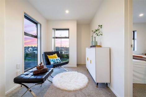 Photo of property in 21 Sapwood Crescent, Takanini, 2110