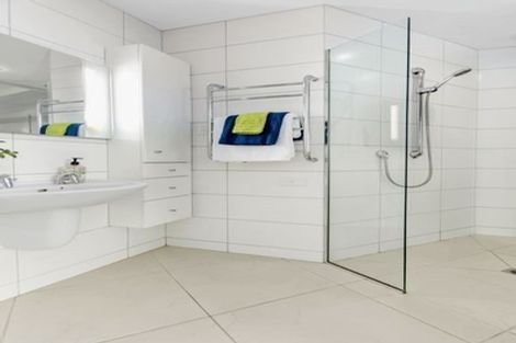 Photo of property in 29 Marsh Avenue, Forrest Hill, Auckland, 0620