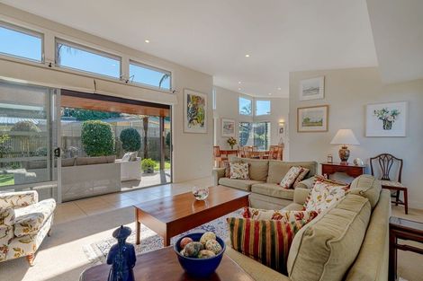 Photo of property in 35 Kohekohe Road, Waikanae, 5036