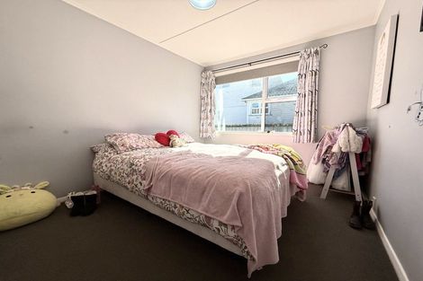 Photo of property in 27 Rimu Street, Naenae, Lower Hutt, 5011