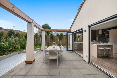 Photo of property in 25 Erne Crescent, East Tamaki, Auckland, 2016