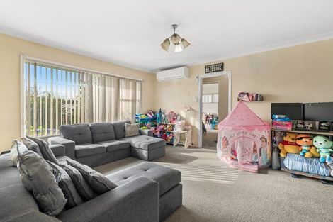 Photo of property in 5 Skipton Street, Mangere East, Auckland, 2024