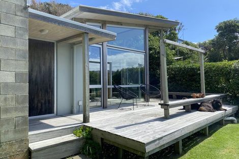 Photo of property in 4 Tangahoe Street, Paekakariki, 5034