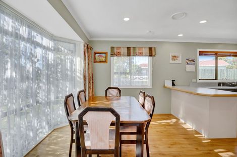 Photo of property in 37 Kowhai Street, Inglewood, 4330